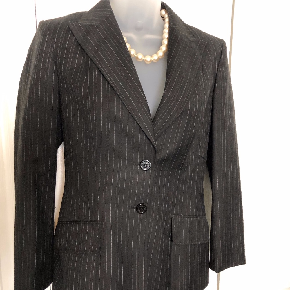 ANNE KLEIN DARK BLUE PINSTRIPE BLAZER